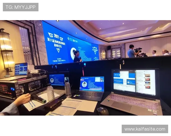 通过凯发直播线上手机版下载快速进入直播世界，体验高清画质和多样化的娱乐内容，尽情享受精彩时刻